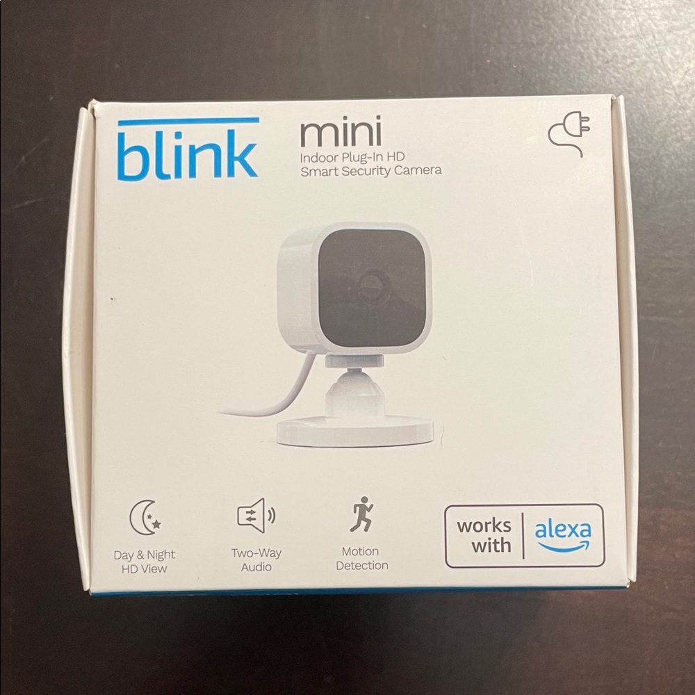 NIB Blink Mini Indoor Plug-In HD Smart Security Camera